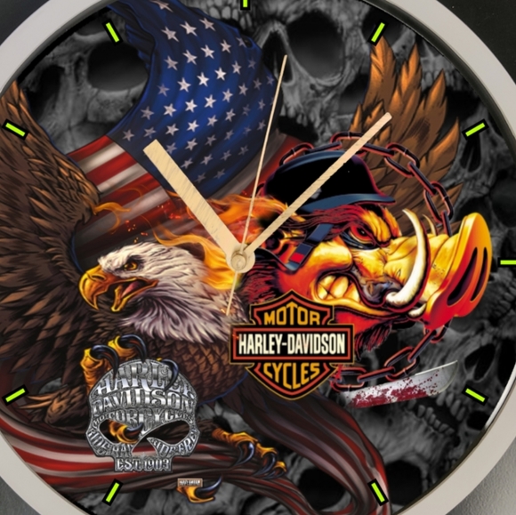 God Bless the USA Harley Davidson clock - Picture 5 of 6